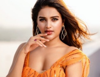 Nidhhi Agerwal Film Actress,