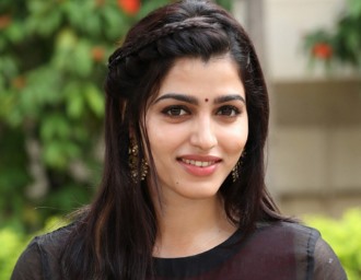 Tamil Film Actresses - Sai Dhanshika Film Actress Coimbatore - Tamil Film Actresses